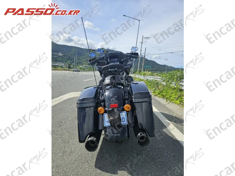 Harley-Davidson Road Glide Special - фото 2