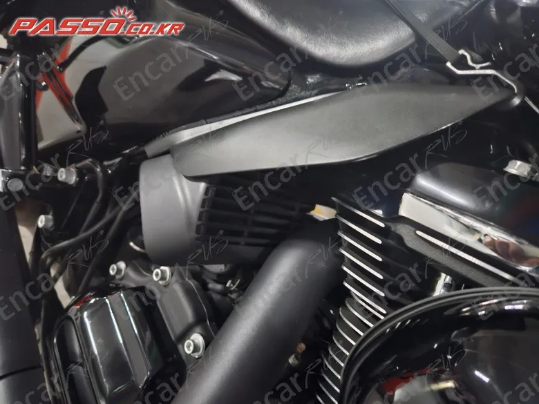 Harley-Davidson Road Glide Special - фото 6