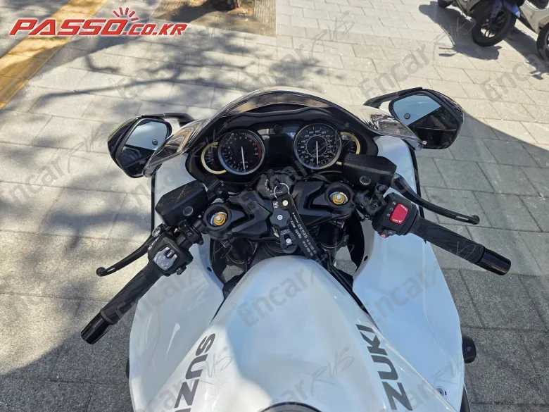 Suzuki Gsx R 1300 Hayabusa - фото 3