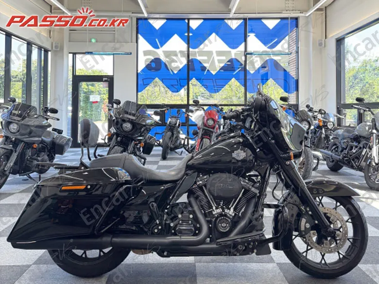 Harley-Davidson Flhxs Street Glide Special - фото 0