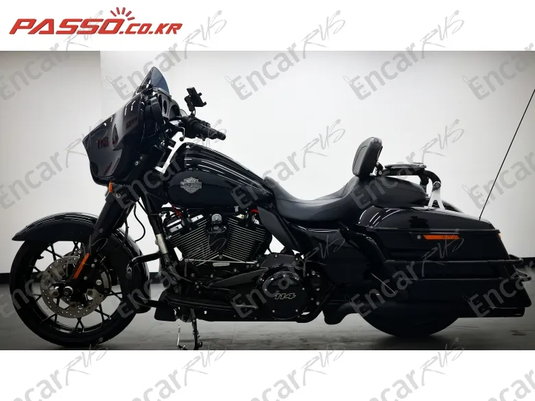 Harley-Davidson Flhxs Street Glide Special - фото 1