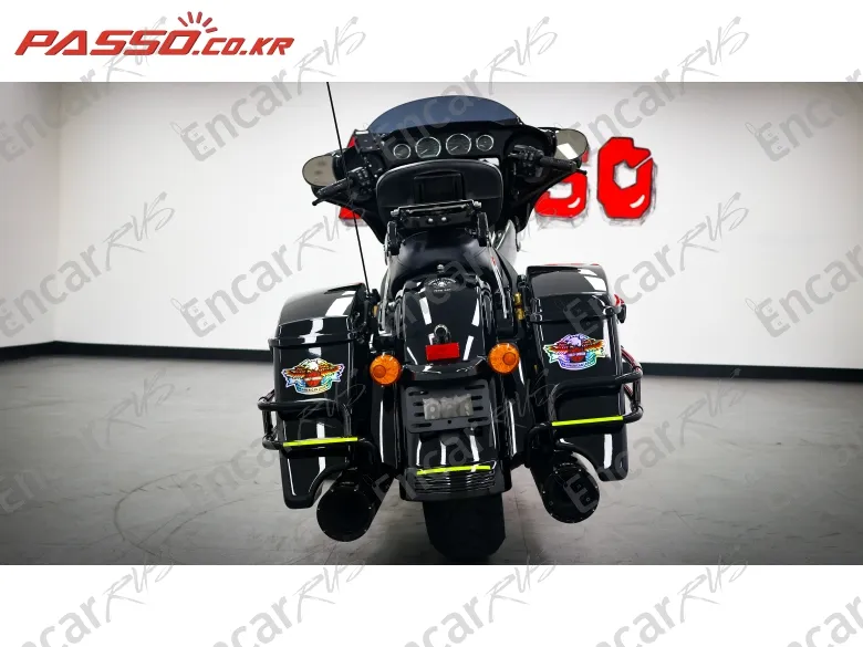 Harley-Davidson Flhxs Street Glide Special - фото 2