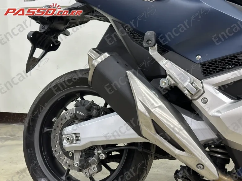 Honda Forza 750 - фото 6