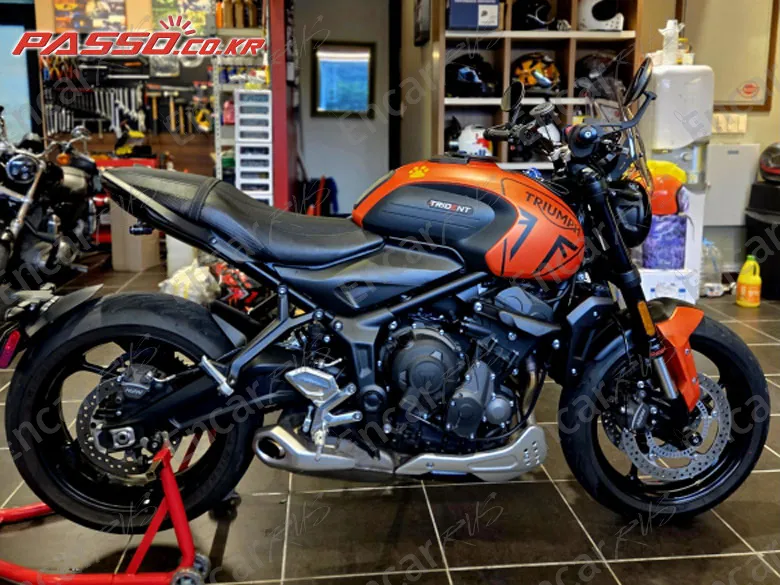 Triumph Trident 660 - фото 0