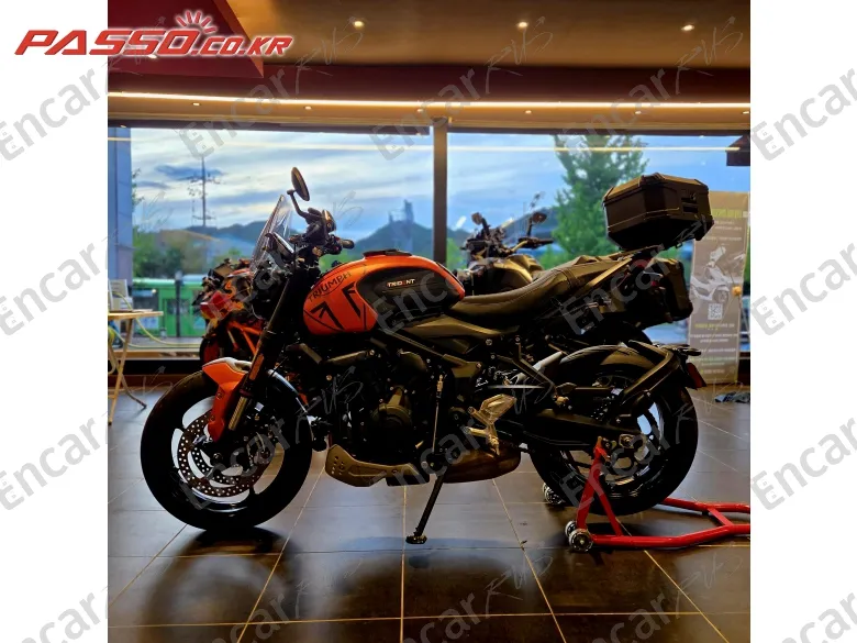 Triumph Trident 660 - фото 1
