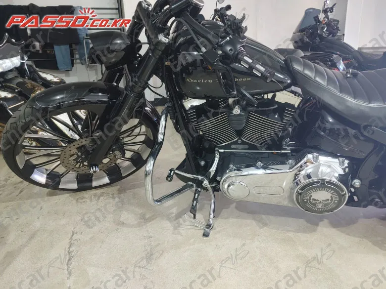 Harley-Davidson Breakout - фото 4