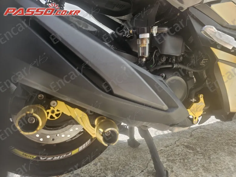 Honda Forza 350 - фото 4