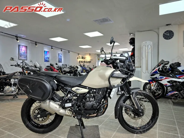 Royal Enfield New Himalayan 450 - фото 0