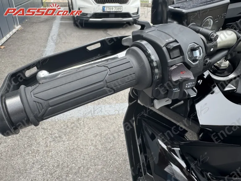 Honda X Adv - фото 3
