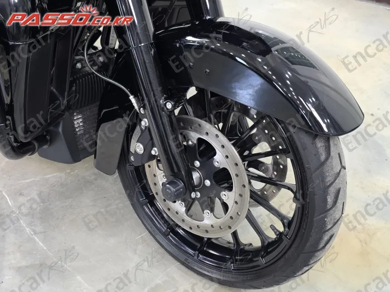 Harley-Davidson Road Glide Special - фото 5