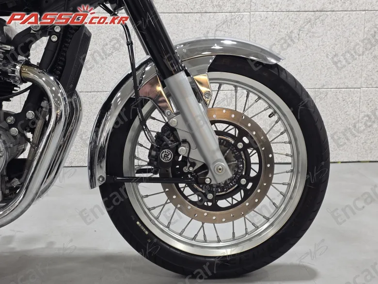 Royal Enfield Classic 650 - фото 5