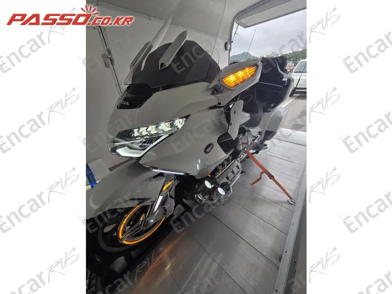 Honda Goldwing Tour Dct Airbag - фото 1