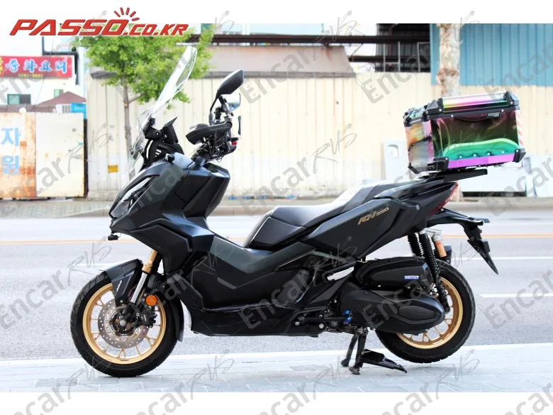 Honda Adv 350 - фото 3