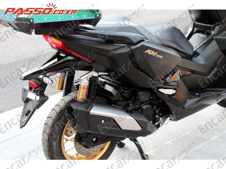 Honda Adv 350 - фото 6
