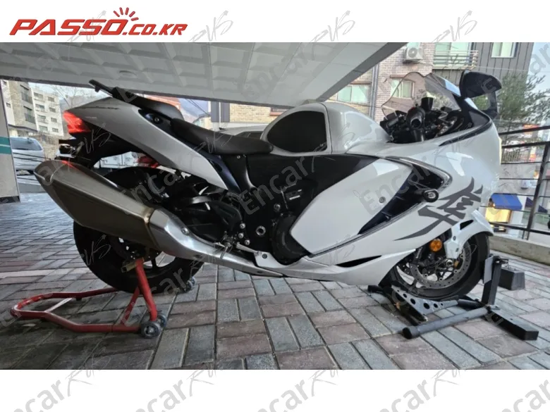 Suzuki Gsx R 1300 Hayabusa - фото 0