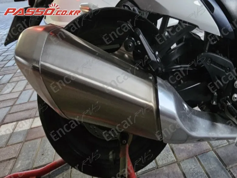 Suzuki Gsx R 1300 Hayabusa - фото 6