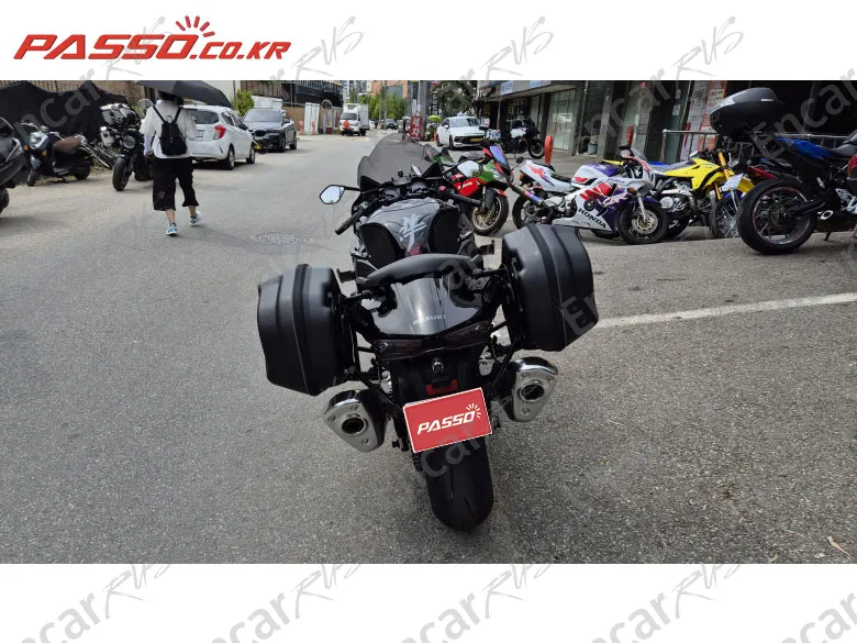 Suzuki Gsx R 1300 Hayabusa - фото 2