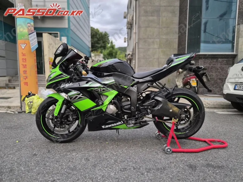 Kawasaki Zx 6 R - фото 1