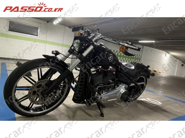 Harley-Davidson Breakout 114 - фото 1