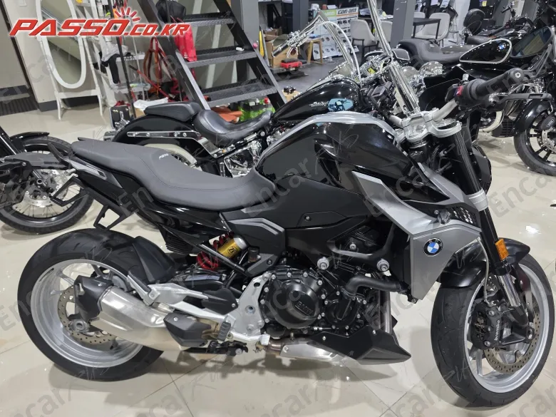Bmw F 900 R - фото 0