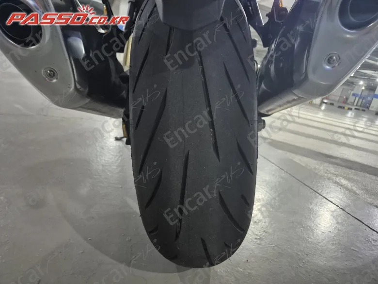 Suzuki Gsx R 1300 Hayabusa - фото 5