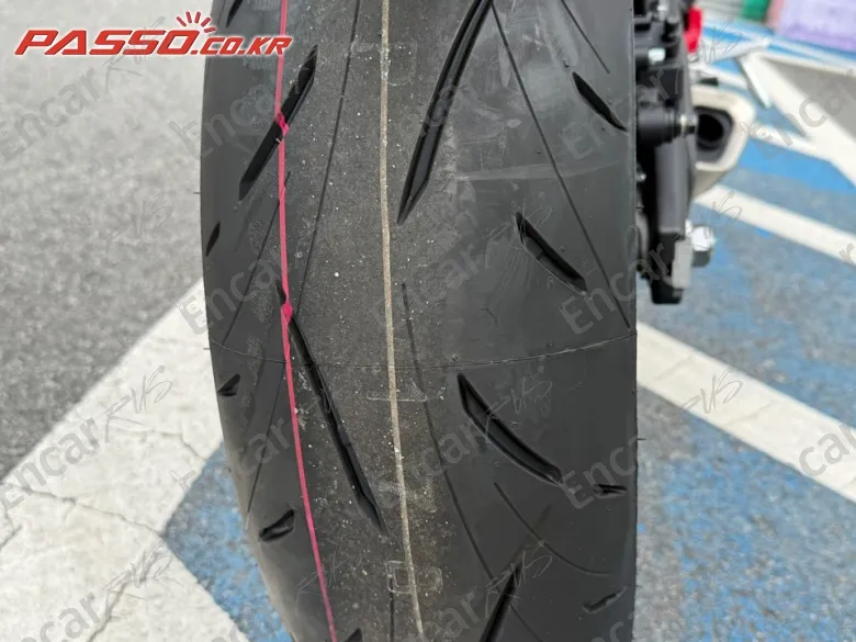 Honda CBR 650 R E-Clutch - фото 5