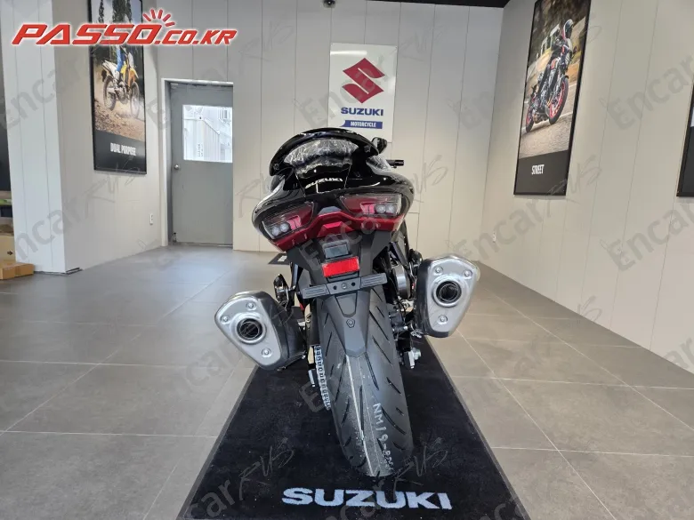 SUZUKI GSX R 1300 HAYABUSA - фото 2