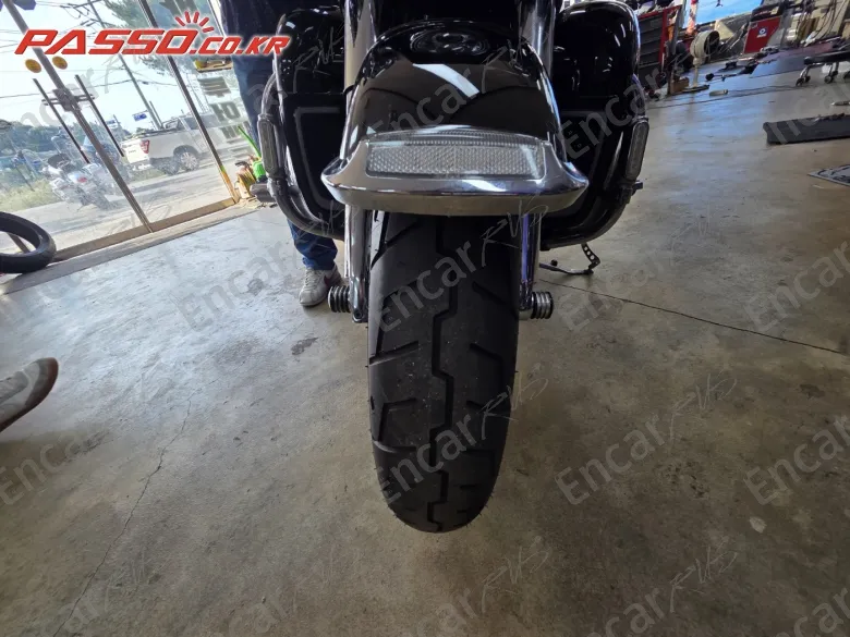 HARLEY-DAVIDSON ULTRA LIMITED - фото 5
