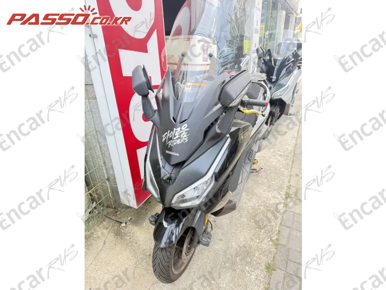 Honda Forza 350 - фото 1