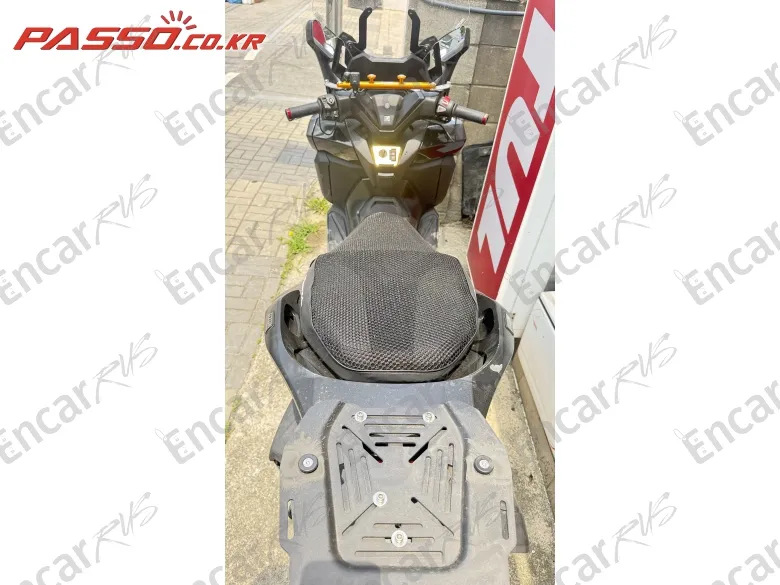 Honda Forza 350 - фото 2