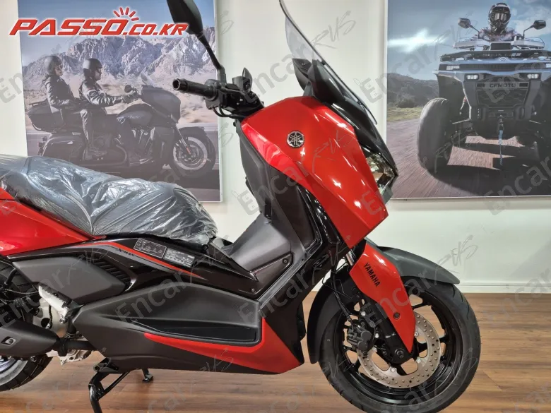YAMAHA X MAX 300 ABS - фото 5