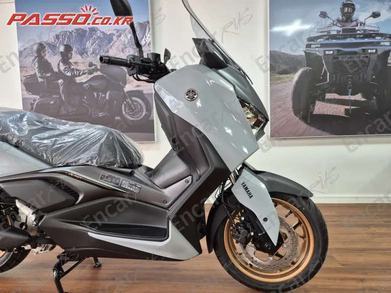 YAMAHA X MAX 300 ABS - фото 5