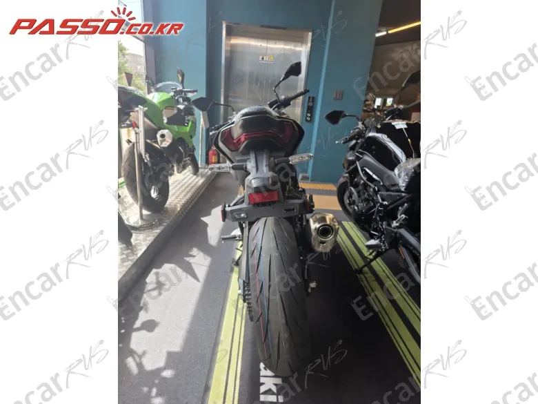 KAWASAKI Z 900 ABS - фото 2