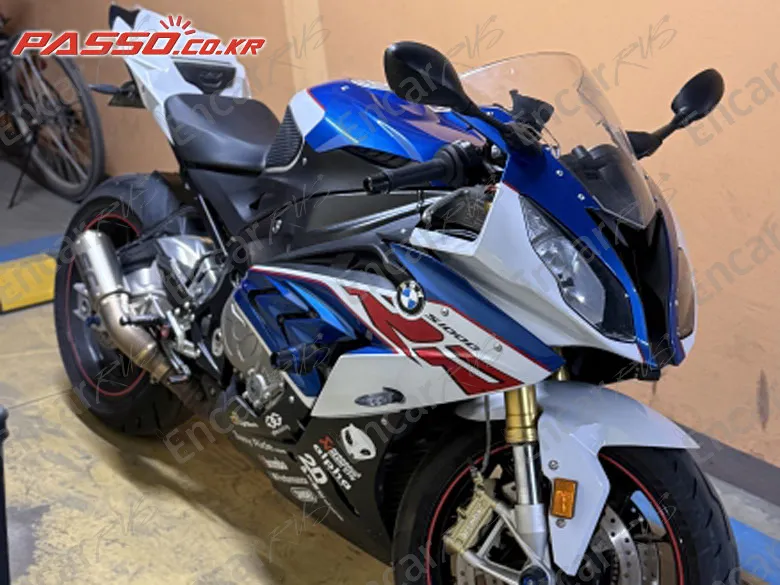 BMW S 1000 RR - фото 0