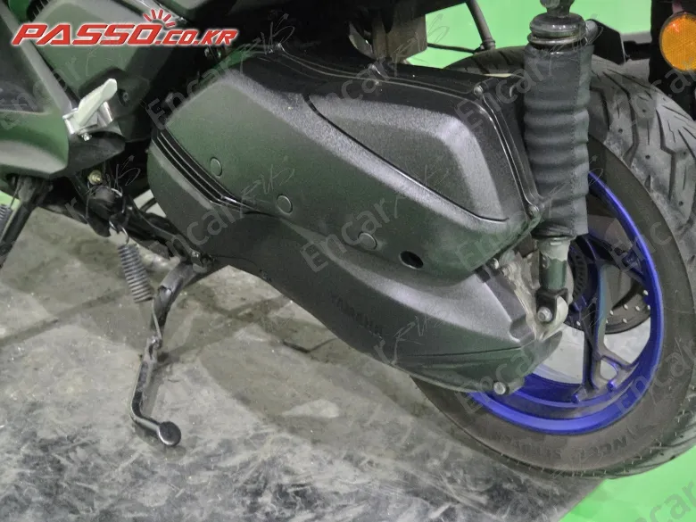 YAMAHA X MAX 300 ABS - фото 5