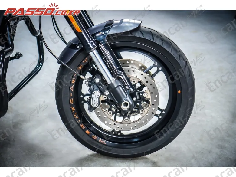 Harley-Davidson Fxdr 114 - фото 5