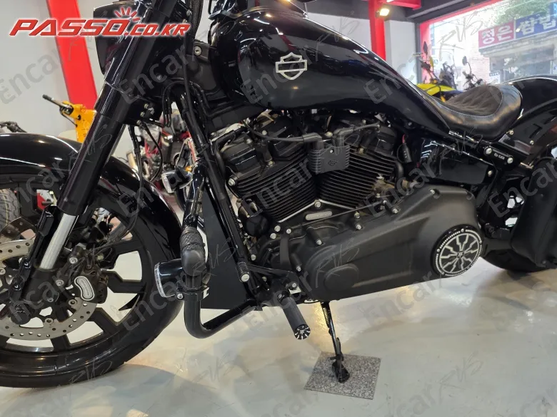 Harley-Davidson Fat Bob 114 - фото 4