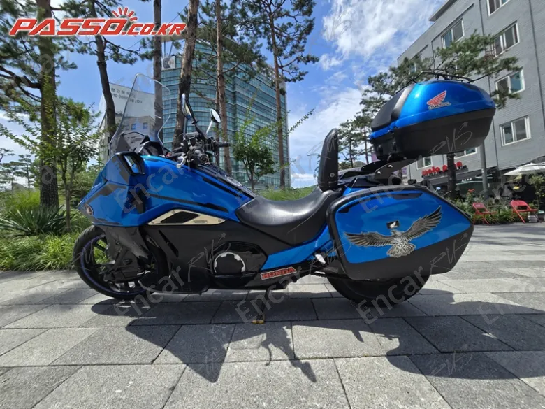 HONDA NM4 - фото 1