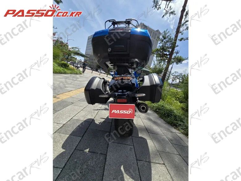 HONDA NM4 - фото 2