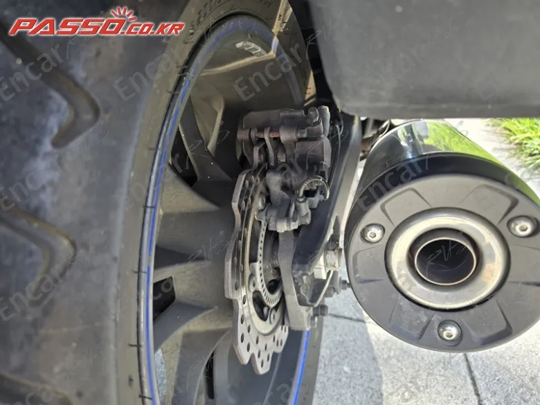 HONDA NM4 - фото 5