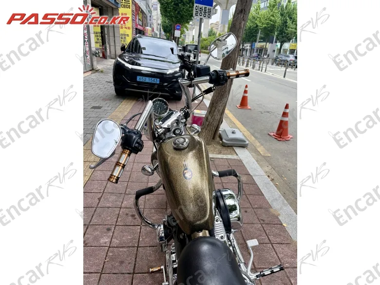 HARLEY-DAVIDSON XL 1200 V SEVENTY TWO - фото 3