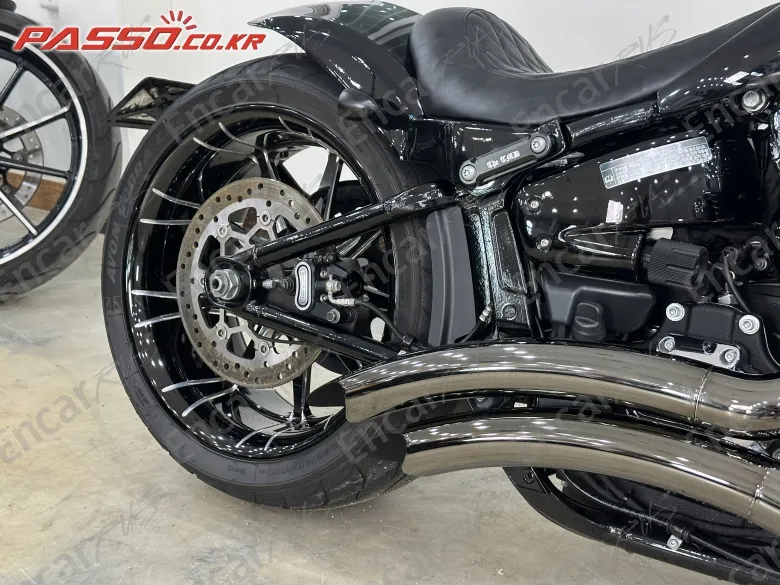 Harley-Davidson Breakout 114 - фото 6