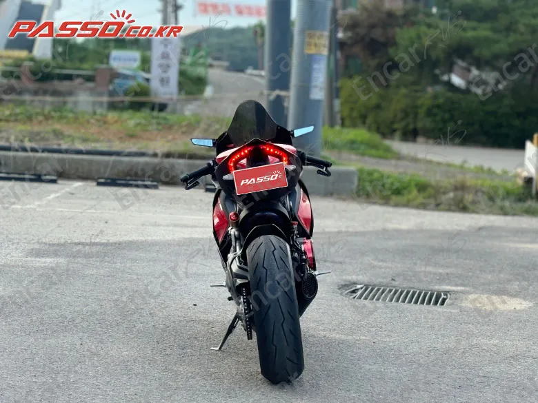 Ducati Panigale V2 - фото 2