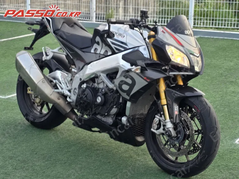 Aprilia Tuono 1000 R - фото 3