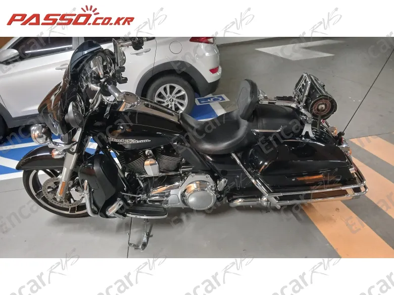 Harley-Davidson Flhx - фото 1