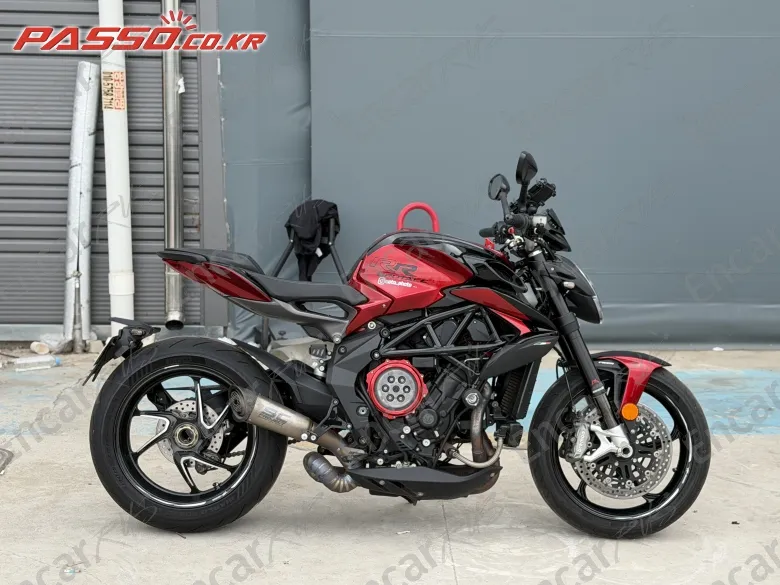 MV Agusta Brutale 800 RR - фото 0