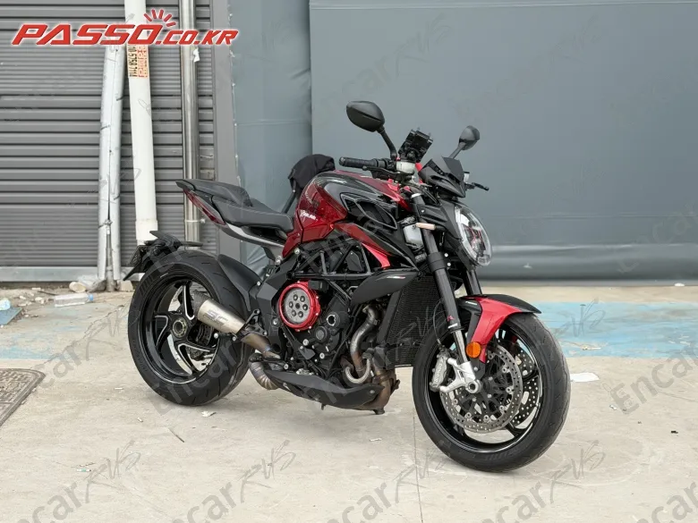 MV Agusta Brutale 800 RR - фото 5