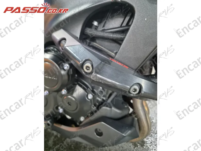 Suzuki Katana Gsx S 1000 - фото 5