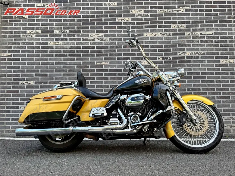 Harley-Davidson Flhr - фото 0