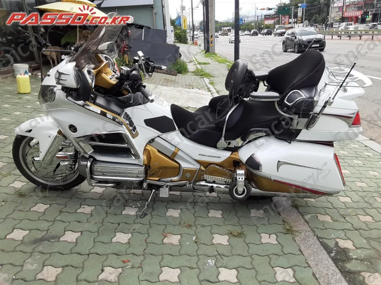 Honda Goldwing 1800 - фото 1